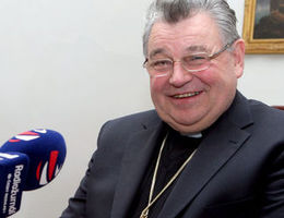 Kardinál Duka hostem pořadu Vertikála