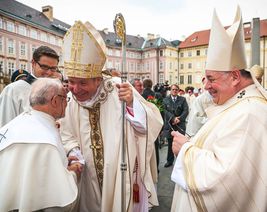 Oslavy 450 let od obnovení arcibiskupství