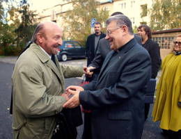 Požehnání sochy Jaroslava Kolomazníka